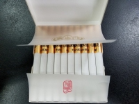 七匹狼(雅典)香烟开包