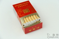 红双喜(龙凤超醇)香烟开包