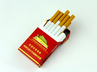 硬中华香烟开包