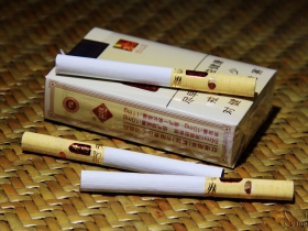玉溪(华叶)香烟