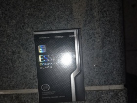 ESSE(Compact Black)