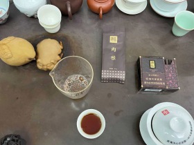 七匹狼(大通仙)