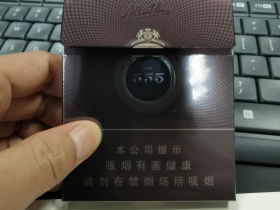 三五(铂)