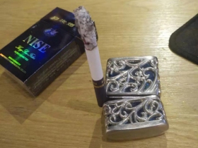 白沙(黑和出口)