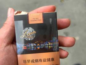 利群(夜西湖)