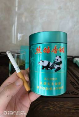 熊猫(听50支)