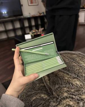 卡比龙(总裁抹茶绿俄罗斯版)