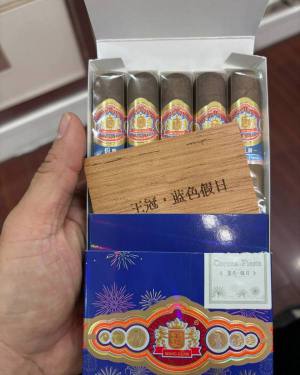 王冠(蓝色假日)