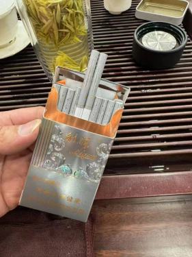 利群(阳光铂金细支)