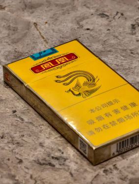 牡丹(凤凰细支)